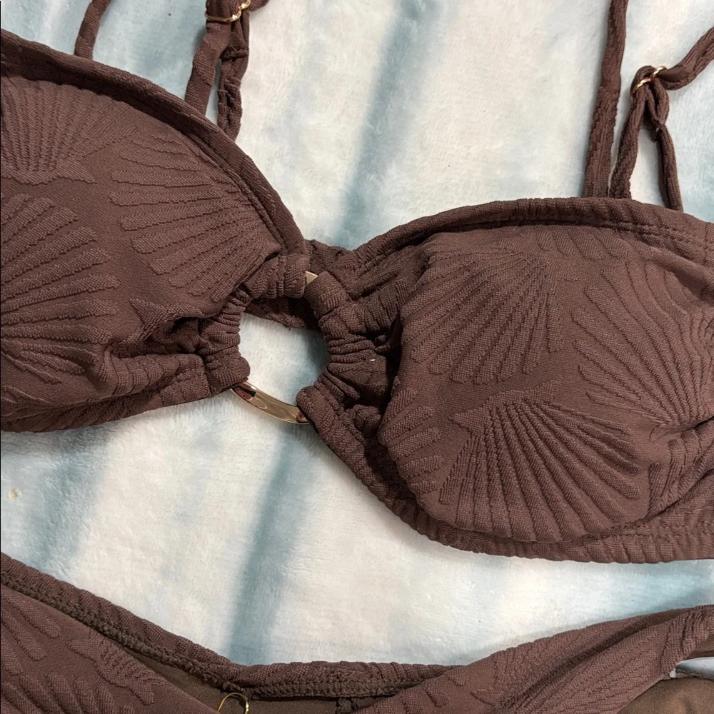 NWT!! Escape to Paradise Textured Brown Bikini Set with Ring-Front Accent - Picture 5 of 6